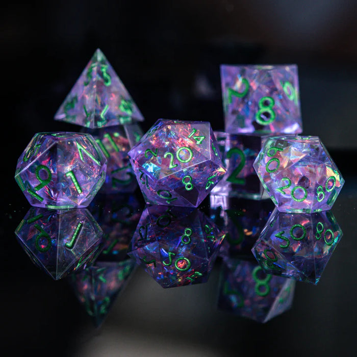 Sharp-Edged Resin Dice